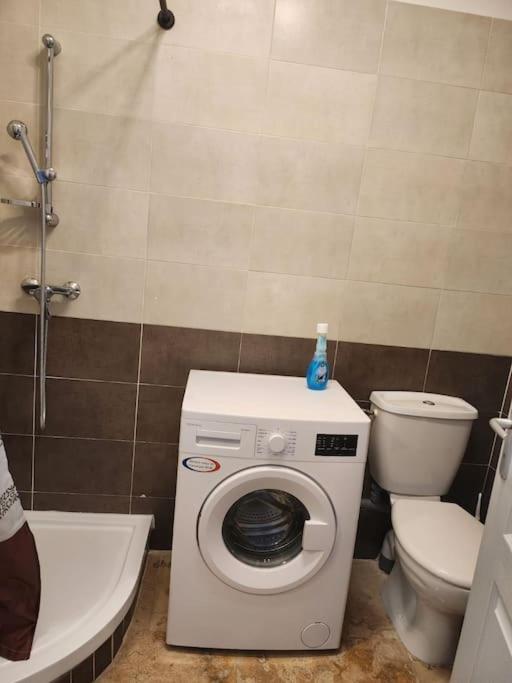 Appartement Sandonato Clermont-lʼHérault Bagian luar foto